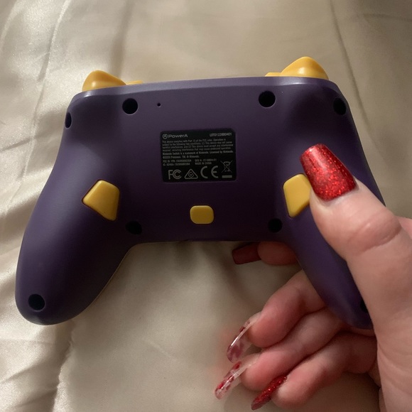 PowerA Enhanced Wireless Controller for Nintendo Switch Pokemon Pikachu Retro - Picture 3 of 3